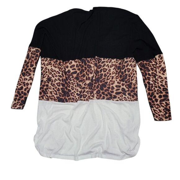 Leopard colorblock top - Picture 2 of 2